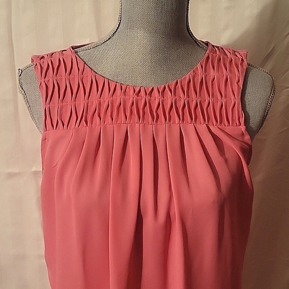 ELLE Woman's Pink Sleeveless Round Neck With Tie in Back: Size: M - Picture 3 of 8